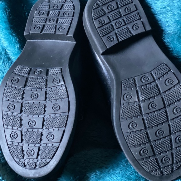 Dress shoes boys size 9T - Picture 3 of 5